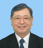 津賀 一弘